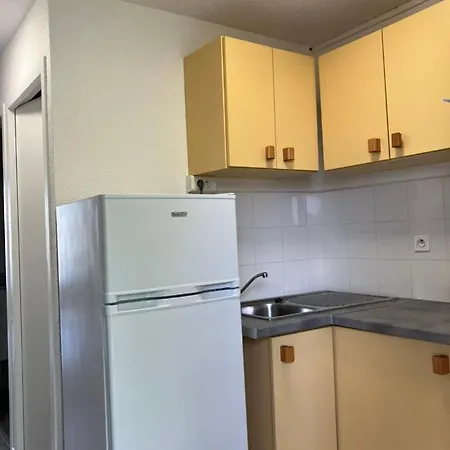 Bielle, Pyrénées Atlantiques 64260, Neuf 38m2 4 Pers Avec Piscine